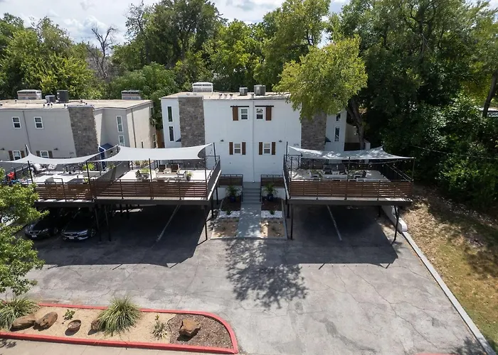 World Cup Group W/ Covered Terrace *